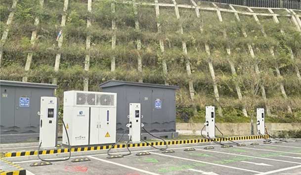宜昌首批全液冷超充站投入運營，鴻嘉利助力高質(zhì)量充電基礎(chǔ)設(shè)施建設(shè)(圖3)